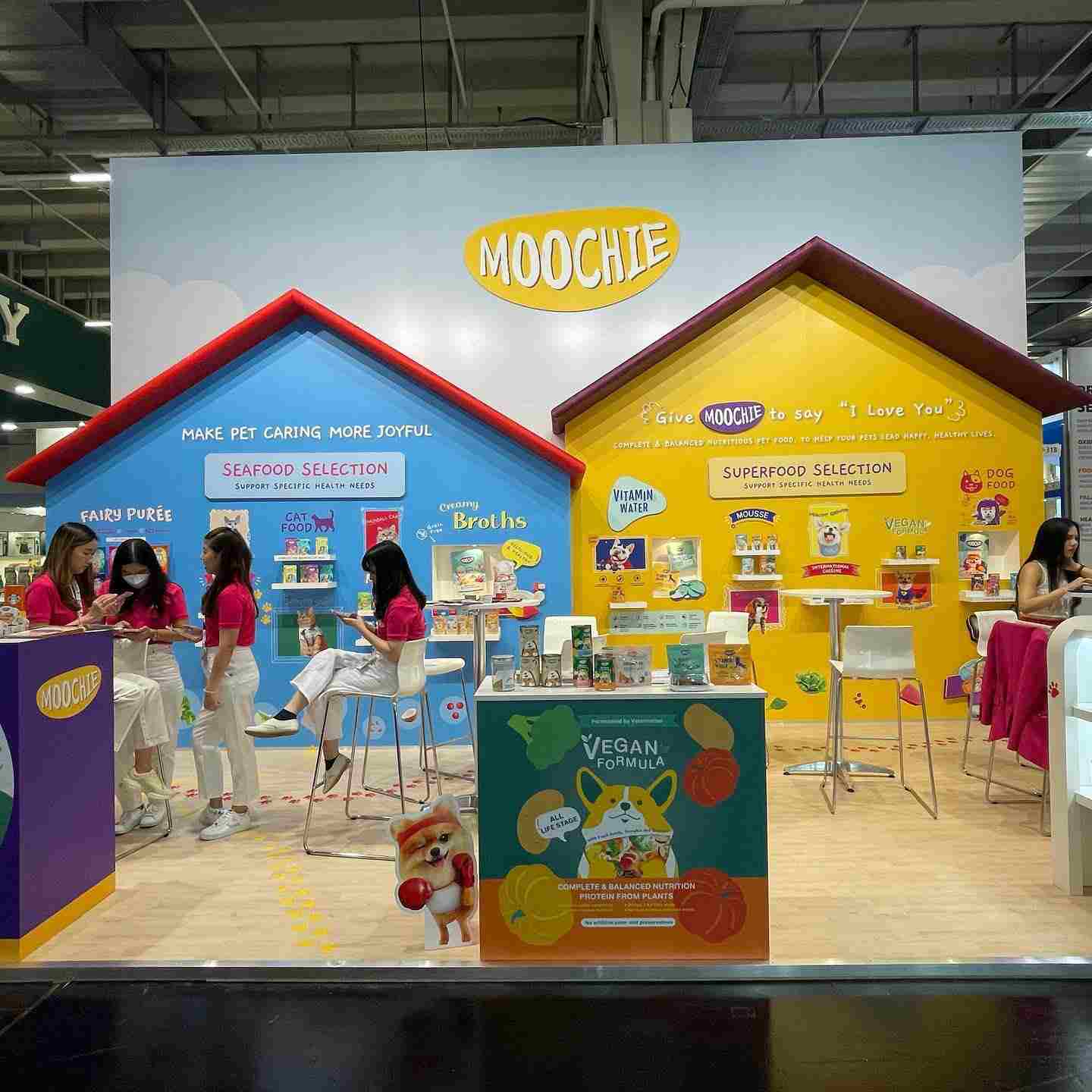 Moochie is attending the world’s largest trade fair for the global pet industry ! ??t